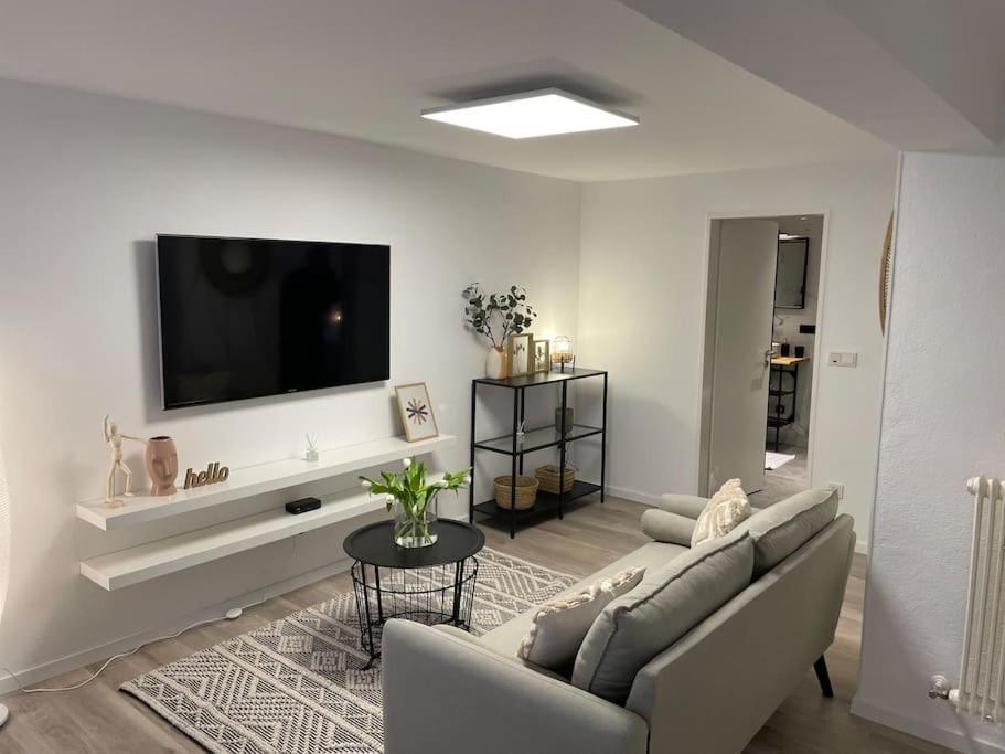 Gemuetliche&Moderne Ferienwohnung Naehe Trier & Luxemburg 볼렌도르프 외부 사진
